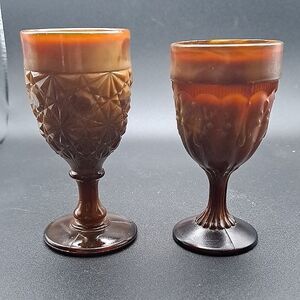 Set Of 2 Vintage Brown Slag Boyd Glasses